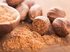 Nutmeg Whole/ Powder